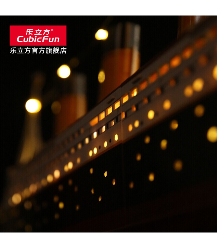 Cubicfun 3D 타이타닉 선박 L521h LED 조명 모델 빌딩 키트