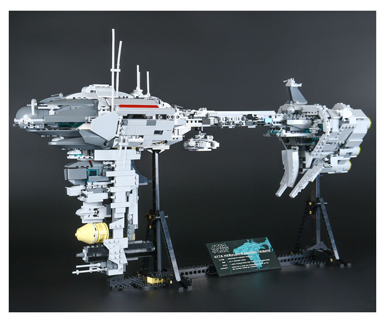 CUSTOM 05083 Nebulon-B Medical Frigate Compatible Building Bricks Set 1736 Pieces