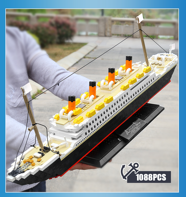 PANGU PG15005 Titan Titanic Building Bricks Toy Set