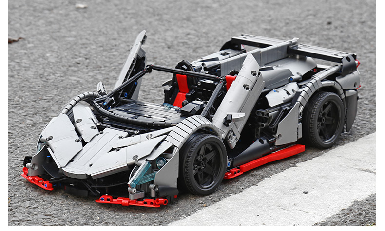 XINYU XQ1003 Lamborghini Poison Sports Car Building Bricks Toy Set