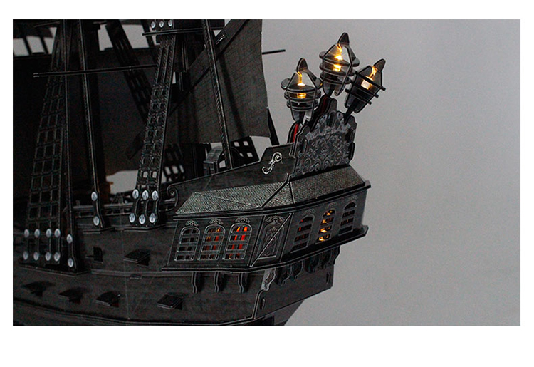 Cubicfun 3D 퍼즐 Queen Anne's Revenge L520h with LED Lights Model Building Kits